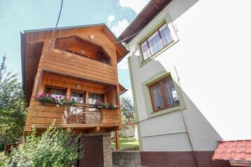 Коттедж (6 взрослых) в Гостевом доме Guest House Arnika